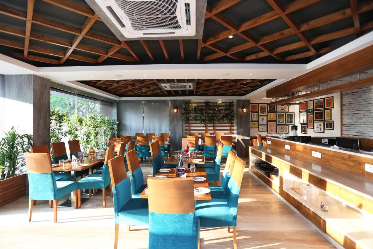 ורנאסי Hotel Yelchiko מראה חיצוני תמונה